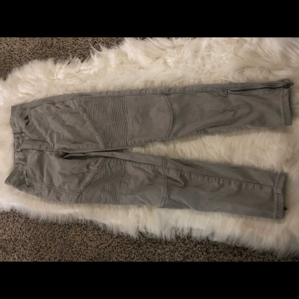 Cream jeans